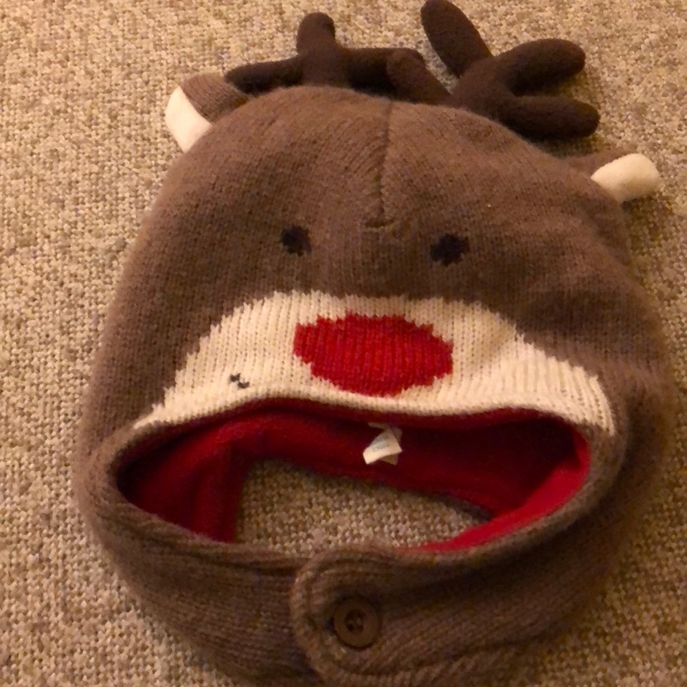 Adorable 6-12m Reindeer Hat - Picture 7 of 7